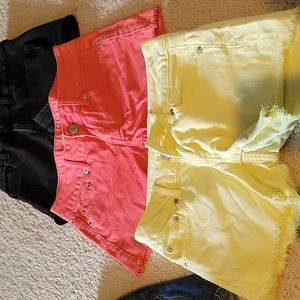 American Eagle shorty shorts
